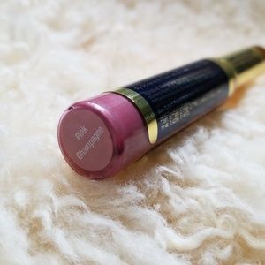 Pink Champagne LipSense color